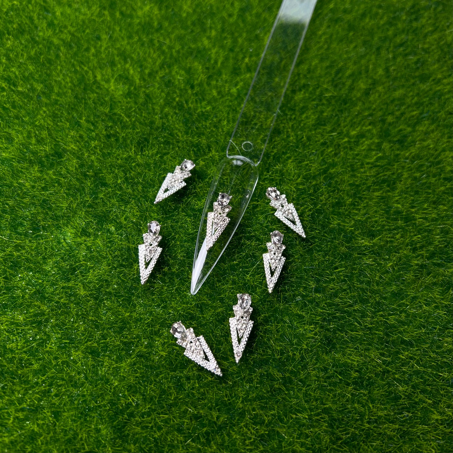 Joya triángulos diamante