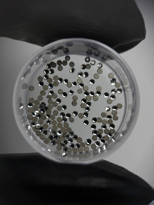 Cristales SWAROVSKI® 2000 redondos - Crystal - SS3/SS4 - 100 unidades