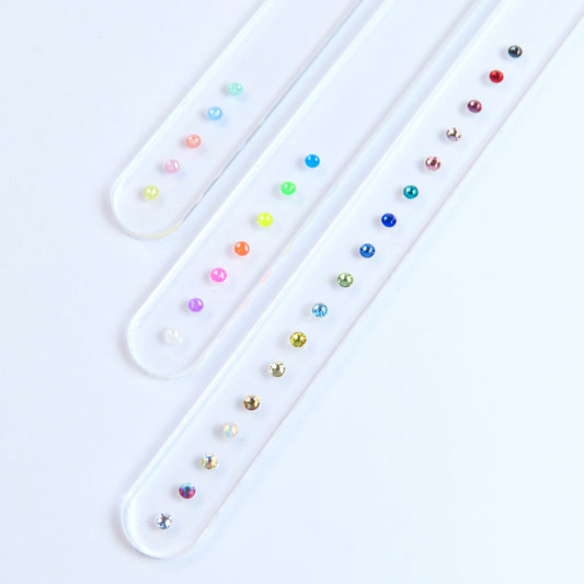 Surtido de 300 gemas dentales SWAROVSKI® - Colección básica + Crystal Pro Lacquer Ignite + Electric Ignite