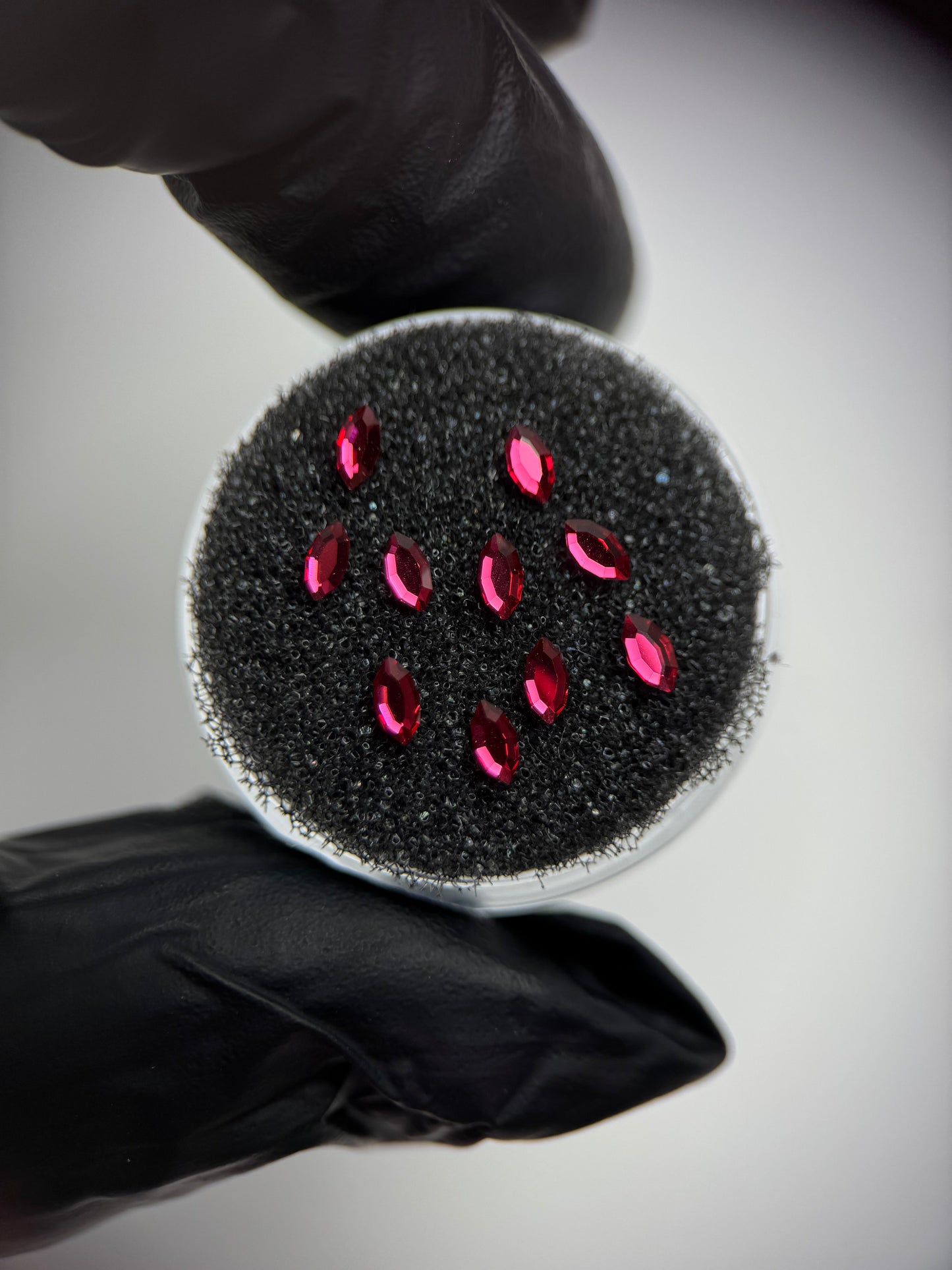 Pack de gemas dentales Navette SWAROVSKI® - Scarlet