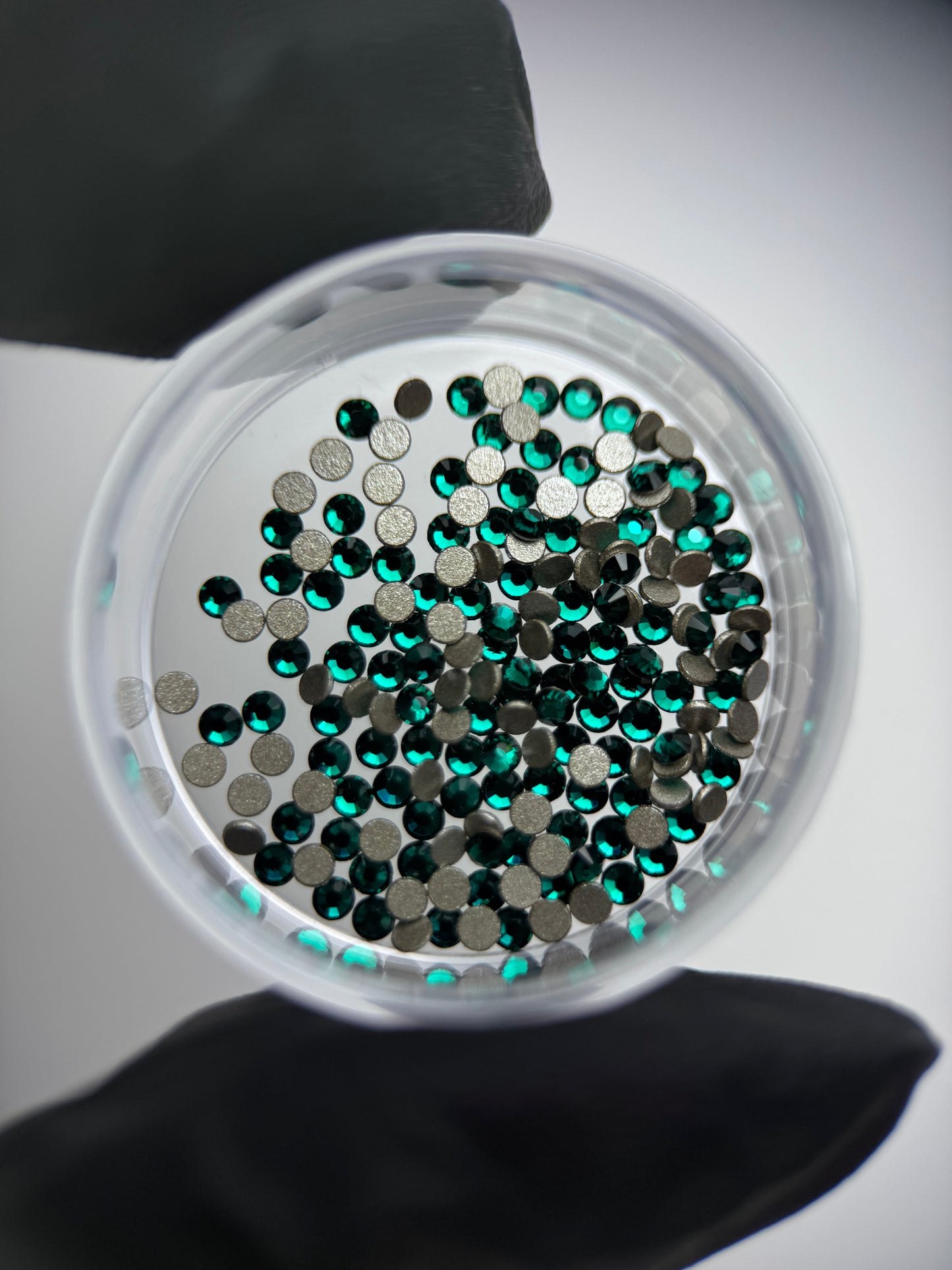 Gemas dentales SWAROVSKI® 2058 redondos - Emerald